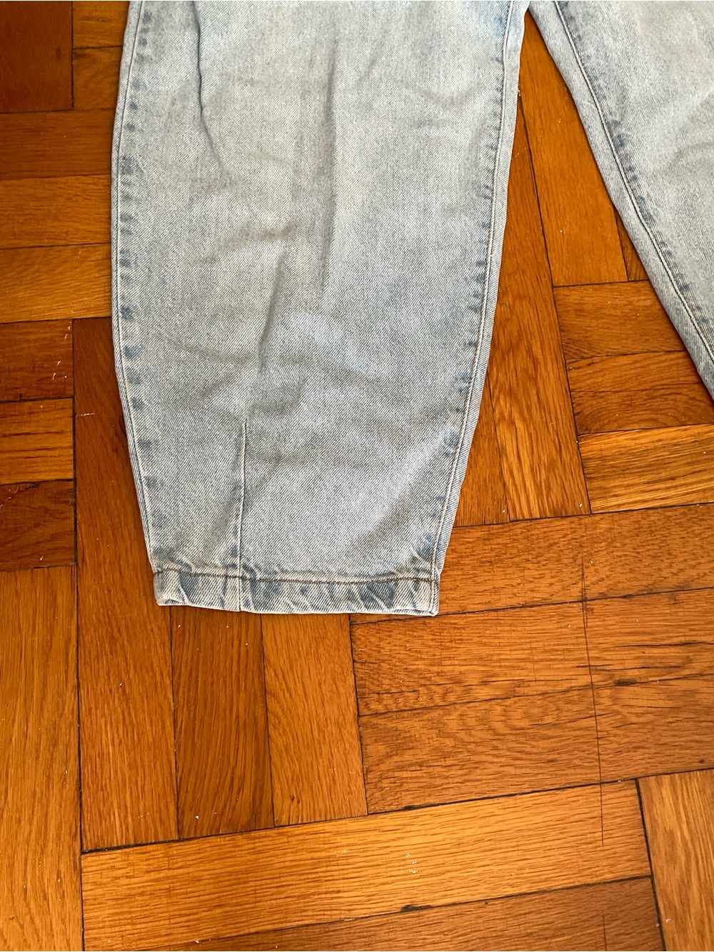 Zara Women’s Light Wash Balloon Barrel Jeans Size USA 10 EUR 42 - Picture 3 of 8